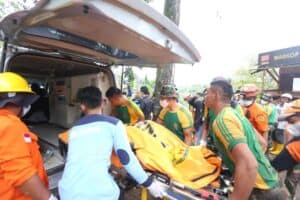 Kostrad Berhasil Evakuasi 9 Korban Gempa Cianjur