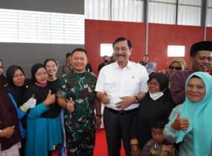 Kasad Dampingi Menko Marves Tinjau Program Ketahanan Pangan di Sukabumi