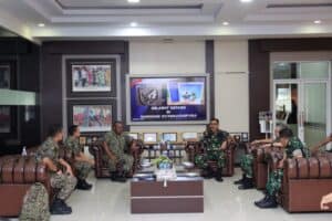 Pangdam XII/Tpr Terima Kunjungan Kehormatan Panglima Divisyen 1 Infantri Malaysia