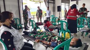 Satgas Yonarmed 19/105 Trk Bogani Gelar Donor Darah Peringati HUT ke 77 Korps Armed