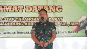 Kasad Panen Raya Padi Unggulan di Karawang