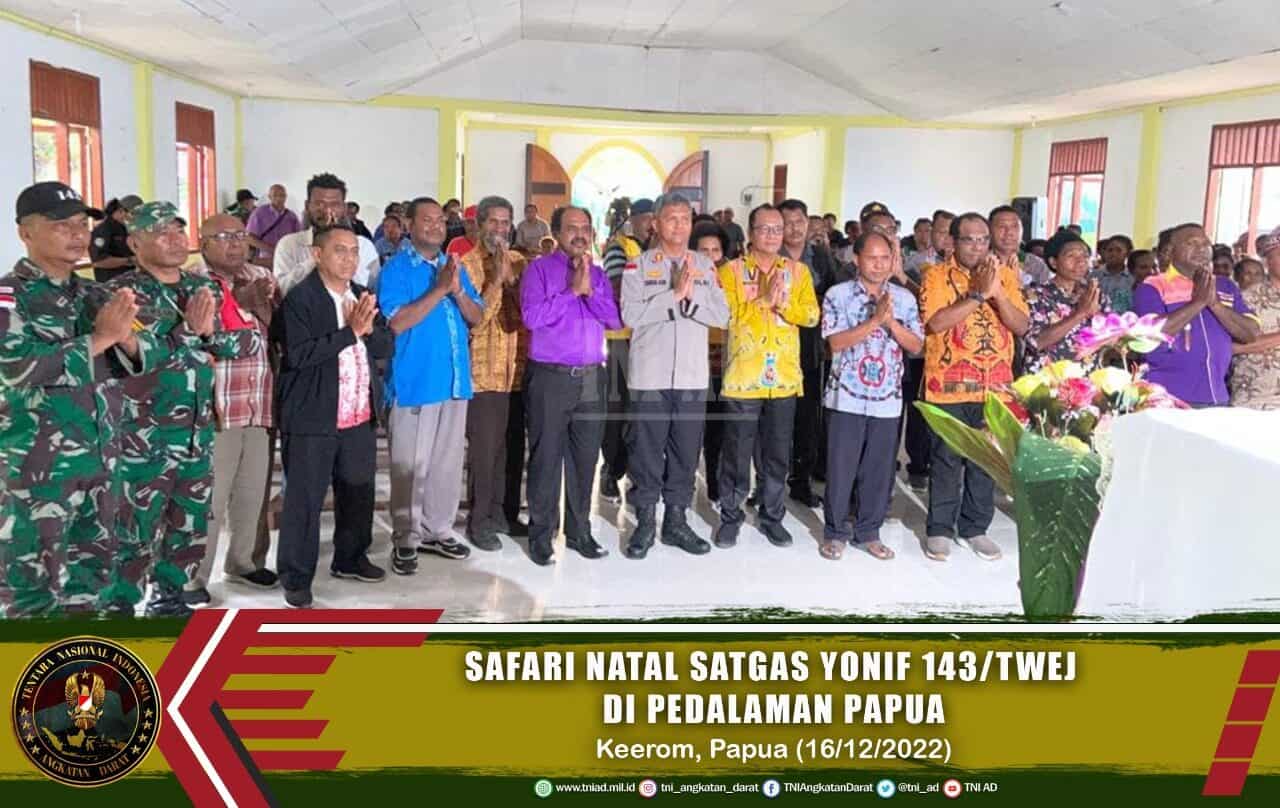 Safari Natal Satgas Yonif 143/TWEJ Di Pedalaman Papua