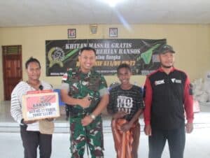 Sambut HUT Satuan ke-77, Satgas Yonif 511/DY Gelar Khitanan Massal Gratis di Tanah Papua