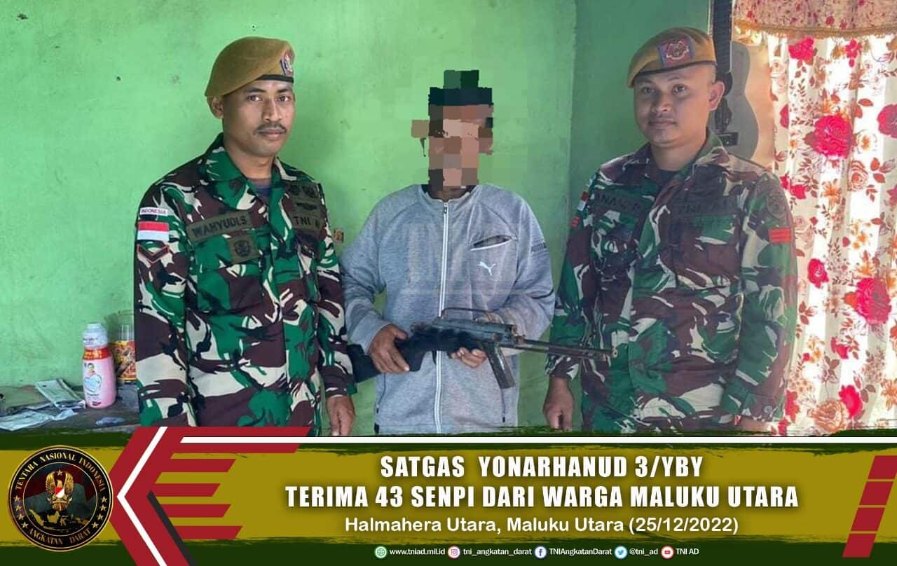 Selama Penugasan, Satgas Yonarhanud 3/Yby Terima 43 Senpi Dari Warga Maluku Utara
