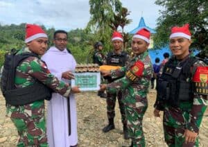 Prajurit Satgas Yonif 143/TWEJ Dikerahkan Bantu Pengamanan Perayaan Natal di Papua