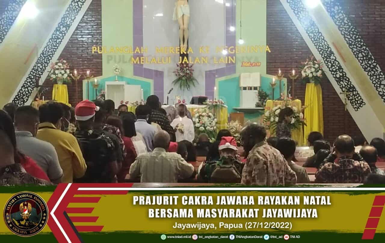 Prajurit Cakra Jawara Rayakan Natal Bersama Masyarakat Jayawijaya