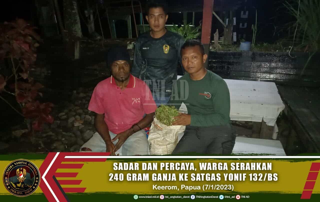 Sadar dan Percaya, Warga Serahkan 240 Gram Ganja ke Satgas Yonif 132/BS