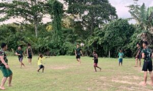 Satgas Yonif 143/TWEJ Tumbuhkan Semangat Olahraga Anak-Anak Perbatasan