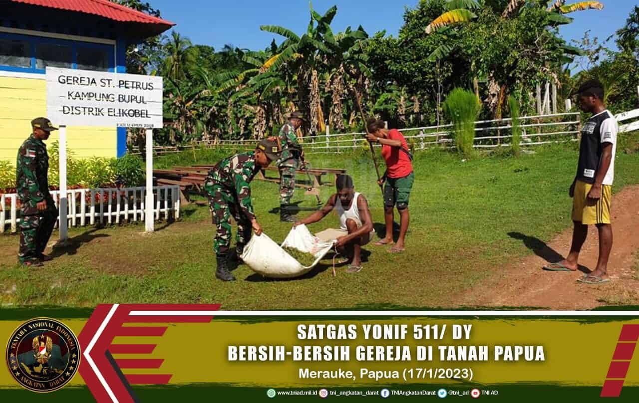 Satgas Yonif 511/ DY Bersih-Bersih Gereja di Tanah Papua