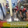 Aksi Bersih Prajurit TNI Pasca Banjir dan Tanah Longsor Manado