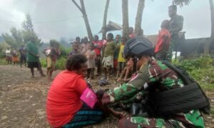 Satgas Yonif 143/TWEJ Galakkan Pola Hidup Sehat Warga Pedalaman Papua
