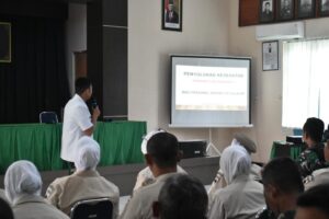 Rumkitbant Cilacap Sosialisasikan Penyakit Degeneratif kepada Prajurit TNI dan PNS Kodim 0703/Cilacap