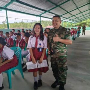 Dandim 1204 / Sanggau Beri Pengarahan kepada Siswa Siswi di SMK Bina Bangsa Meliau