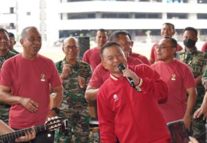 Suasana Harmonis dan Kekeluargaan Warnai Kegiatan Olahraga Bersama Rapim TNI AD