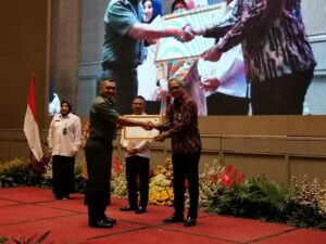 Korem 084/Bhaskara Jaya Raih Juara pada Program Pelayanan KB Terintegrasi Bangga Kencana Tahun 2022