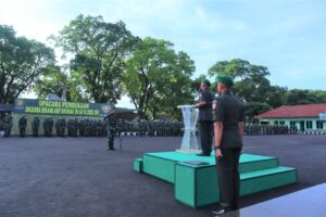 Daspusdikbekang Buka Upacara Dikjurba Bekang Abit Dikmaba TNI AD TA 2023