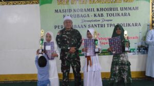 Peringati Isra Mi’raj 1444 H, Satgas Yonif R 142/KJ Beri Apresiasi Santri Berprestasi