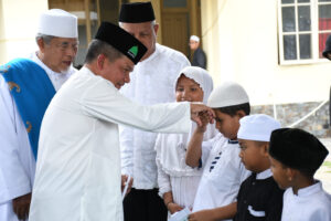 Pangdam I/BB Bersama Gubsu Meriahkan Isra’ Mi’raj di Masjid Al Huda Gaperta