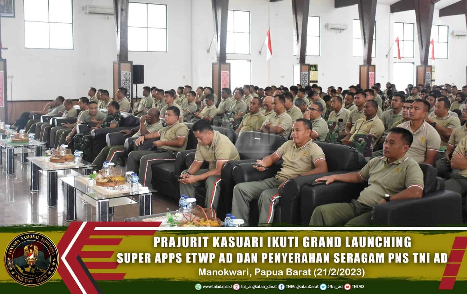 Prajurit Kasuari Ikuti Grand Launching Super Apps ETWP AD dan Penyerahan Seragam PNS TNI AD