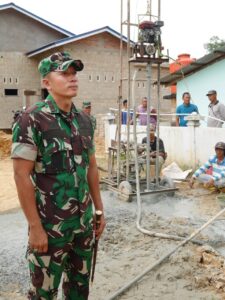 Program TNI Manunggal Air Bersih Atasi Ketersediaan Air di Kelurahan Pangkalan Kasai