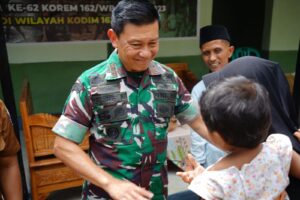 Danrem 162/WB Tinjau Proses Bedah Rumah RTLH di Lombok Tengah