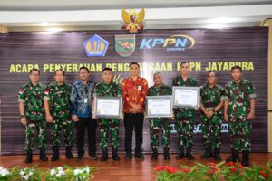 Satker Jajaran Kodam Cenderawasih Raih Penghargaan Dari KPPN Jayapura