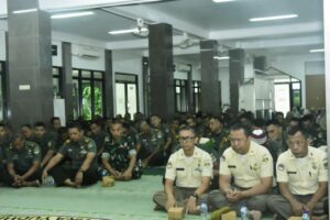 Siswa Dikmata TNI AD Rindam Jaya Berperan Aktif Dalam Peringatan Isra Mir’aj Nabi Muhammad SAW 1444 H/2023