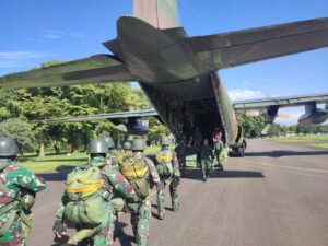 Yonbekang 2 Kostrad Dukung Terjun Penyegaran Brigif 18/Trisula, Yonif Para Raider 502/UY dan Denpandu Taikam