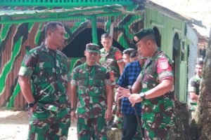 Satgas Yonarmed 1 Kostrad Terima Kunjungan Perdana Danrem 151/Binaiya