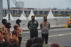 Pangdam IV/Diponegoro Dampingi Presiden RI Resmikan Jalan Tol Semarang – Demak