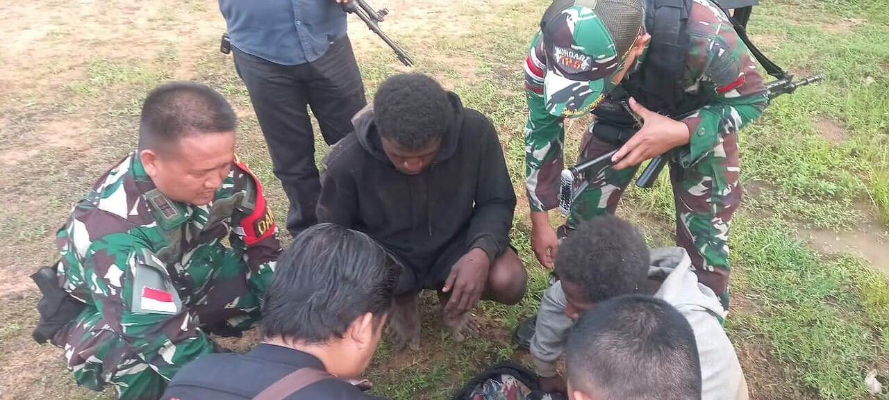 Satgas Pamtas Ri Png Yonif 725woroagi Kembali Gagalkan Peredaran Narkoba Jenis Ganja Di 