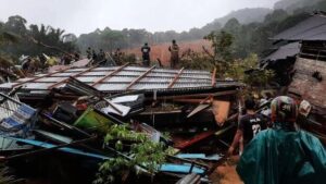 Di Tengah Longsor Susulan, Prajurit Kodam I/BB Terus Berjibaku Cari Korban Bencana Serasan