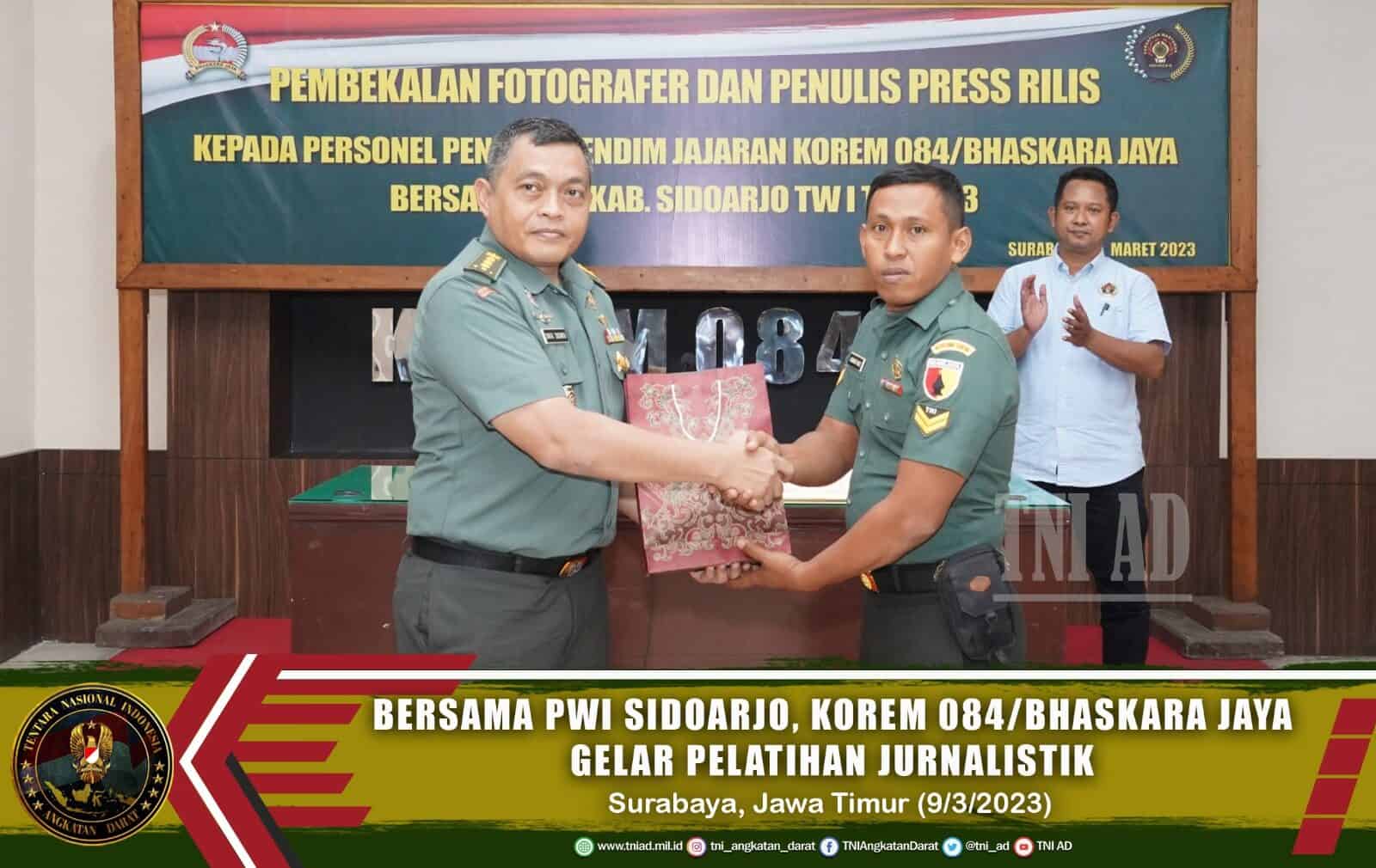 Bersama PWI Sidoarjo, Korem 084/ Bhaskara Jaya Gelar Pelatihan Jurnalistik