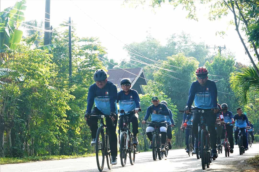 Kasdam IM dan PJU Kodam IM Mengikuti Fun Bike Dalam Rangka Peringatan HUT TNI AU Ke – 77