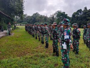 Tingkatkan Profesionalisme, Kodim 1002/HST Latihan Menembak Senapan