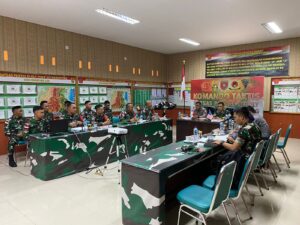 Tim Sopsad Mabesad Pengawasan Operasi di Satgas Yonif 621/Manuntung