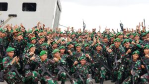 Panglima TNI Berangkatkan 950 Prajurit TNI ke Papua