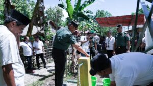 TNI AD Manunggal Air Persembahkan Sumur Bor Untuk Warga Kaitetu Maluku Tengah