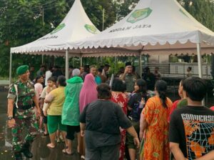 Kodam Jaya/Jayakarta dan Jajaran Bagikan Takjil Selama Bulan Ramadhan