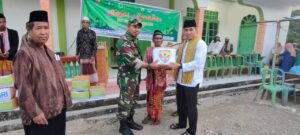 Laksanakan Safari Ramadhan, Dandim TTS Salurkan Paket Sembako di Daerah Pedalaman