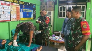 Satgas Yonarhanud 3/YBY Khitan Gratis Warga Galela