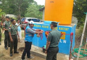 Hasil Kolaborasi TNI AD dan PLN, Bantuan Sumur Bor di Desa Naitimu Diresmikan