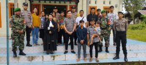 TNI-Polri Pengamanan Jum’at Agung Umat Kristiani Sejumlah Gereja di HST