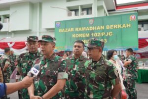 Danrem 102/Pjg Buka Bazar Ramadhan Berkah Korem 102/Panju Panjung