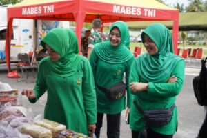 Danrem 102/Pjg Buka Bazar Ramadhan Berkah Korem 102/Panju Panjung