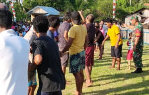 Babinsa Kodim 1501/Ternate Bersama Bhabinkantimas Amankan Perayaan Hari Raya Paskah Desa Todowongi
