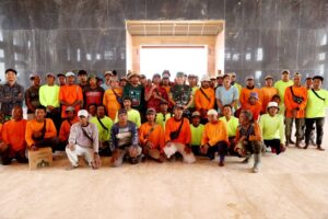 Kasad Ziarah ke TMP Kesenden dan Tinjau Pembangunan Masjid Syarif Abdurachman