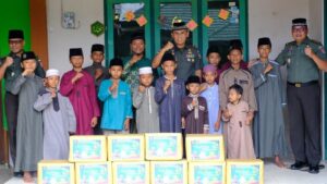 Tumbuhkan Semangat Berbagi, Korem 092/Mrl Berbagi Bingkisan Kepada Anak Yatim