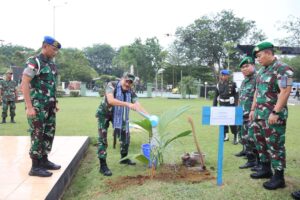 Pangdam Tanjungpura Resmikan Pembangunan Gapura Mapomdam XII/Tpr