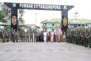 Pangdam Tanjungpura Resmikan Pembangunan Gapura Mapomdam XII/Tpr